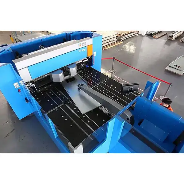 metal_door_workshop-2